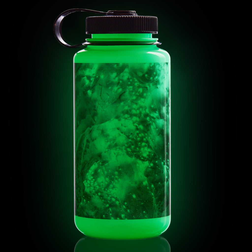 Nalgene product image: 32oz WM Glo Wyld A2 — 32oz WM Glo Wyld