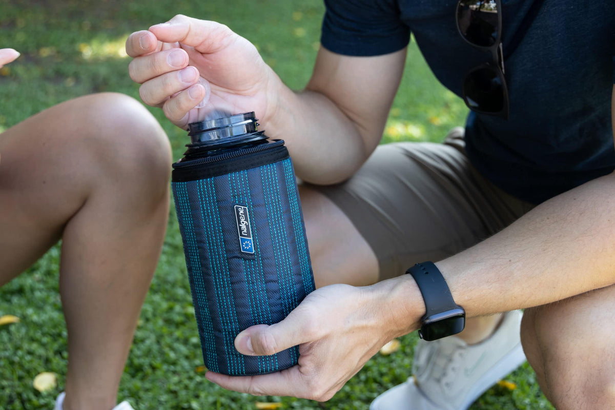 Nalgene product view: 32oz Insulated Sleeve W4 — 32oz Insulated Sleeve